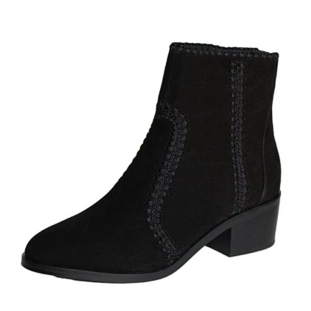 Chelsea & Violet Black Suede Lucy Boots Size 9.5 M